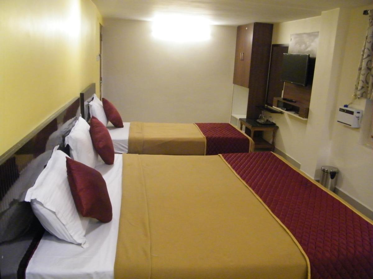 The White House Residency Hotel เชนไน ภายนอก รูปภาพ