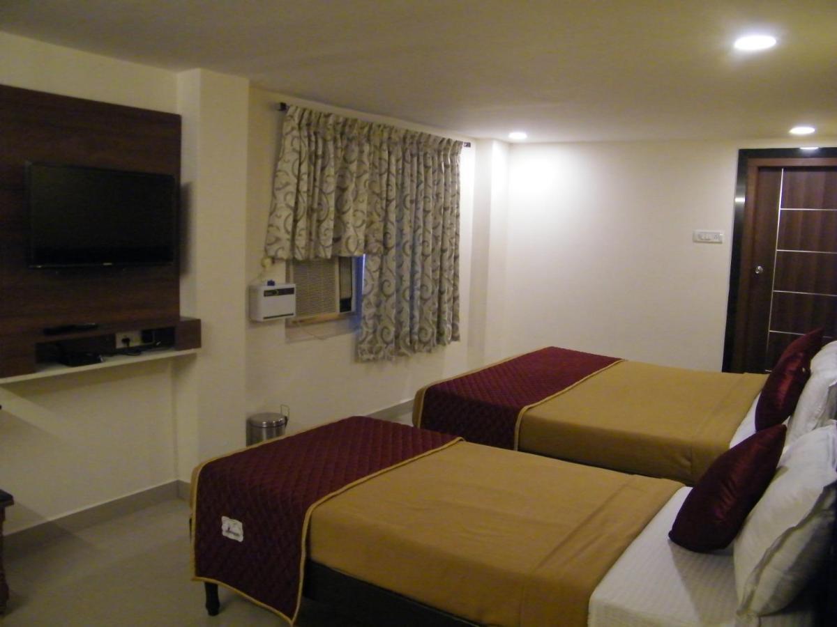 The White House Residency Hotel เชนไน ภายนอก รูปภาพ